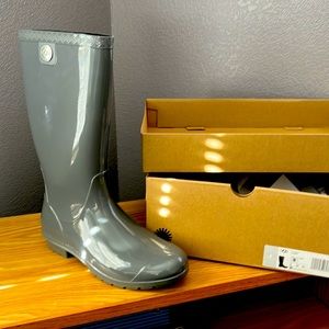 Rain Boots brand new!
